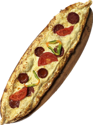 Пиде със суджук