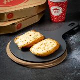 ნივრიანი კრუტონი ყველით