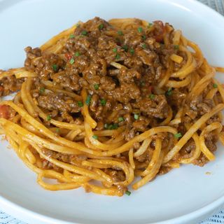 TALLARINES CON CARNE