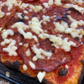 Mezza teglia Diavola 30x40 ovvero 6 pezzi