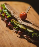 Sendvič sa goveđom pršutom