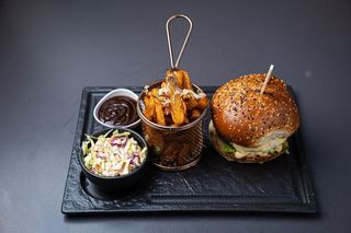 Burger de vită Black Angus