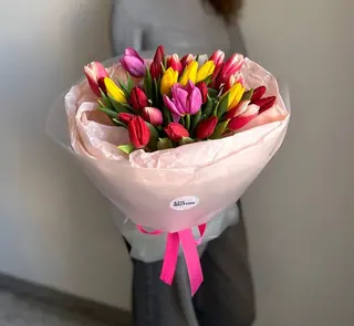 25 тюльпанов