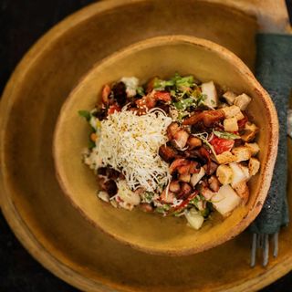 Salata sa dimljenim batakom 500g