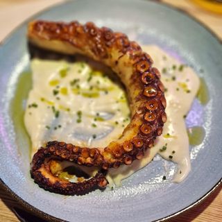 Pata Pulpo a la Parrilla 