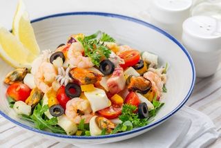 Insalata di mare, finocchio e arancio 