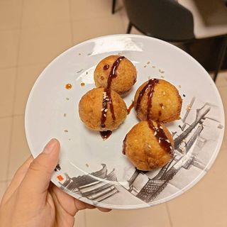 18-Takoyaki (4 uds.)