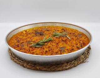 Fideuá De Rabo De Toro (2 RACIONES)