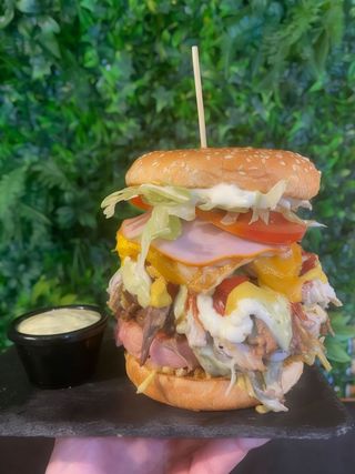 HAMBURGUESA TRIPLE