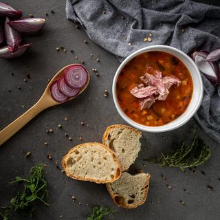 Ciorba de fasole boabe cu ciolan afumat