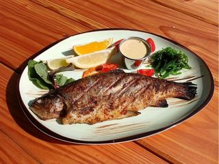 Форель на грилі порц. 0.350 (0.35kg)
