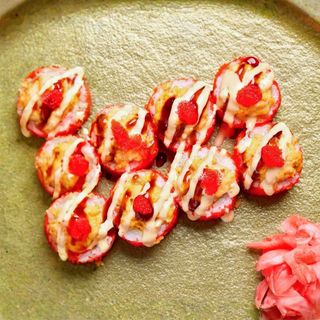 Vruće rolnice sa lososom