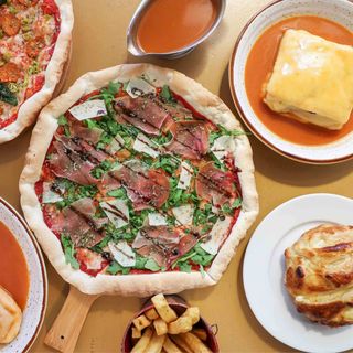 3 Francesinhas à Pecados + 3 Batata Frita + Bebida 1,5lt + 3 Sobremesas