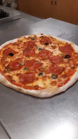 Pizza Calabrese (33 Cm.)