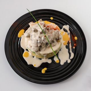 Causa Limenha de Cogumelos