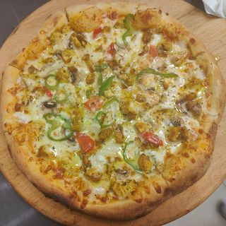 Pizza De Pollo Mediana