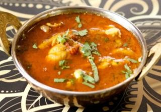 CHICKEN CURRY