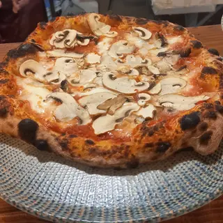 Ai funghi