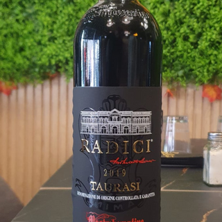 Radici Taurasi DOCG