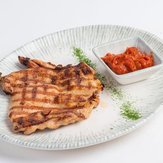 Пилешка пържола от бут без кожа (250 г.)