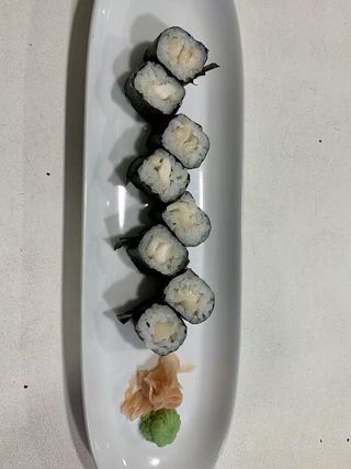 Maki de pez mantequilla (8 pzs.)