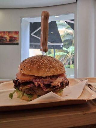 Ponto Com Burger  e Coleslaw