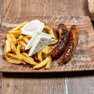 Meniu cârnați de casă ochioși