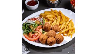 Falafel la farfurie