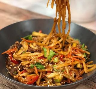 Лапша Удон с говядиной в соусе "Терияки"