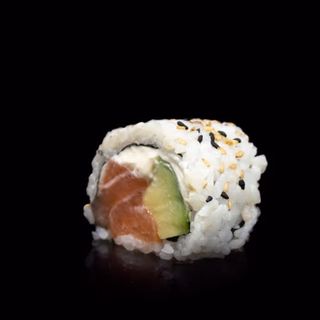 013. Uramaki De Salmon Y Queso (6 Pzs.)