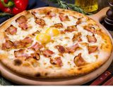 Pizza carbonara