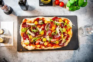 Pinsa La Bresaola