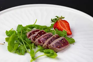 111. Tataki maguro