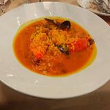 Paella de bogavante y marisco