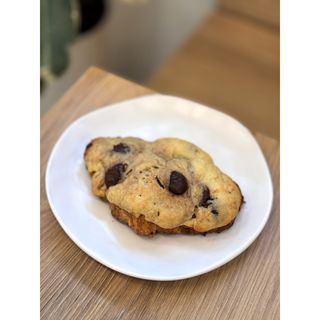 Круассан с печеньем