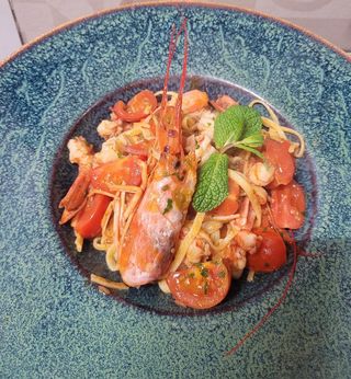 Taglierini ai gamberoni con bisque di crostacei