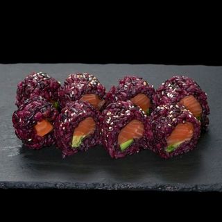 Uramaki Sake Avocado Black