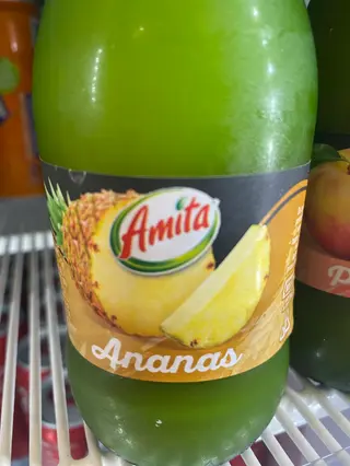 Succo di frutta ananas