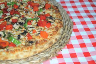 2x1 Pizza mediana 5 ingredientes