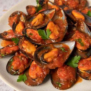Mejillones En Salsa De Tomate
