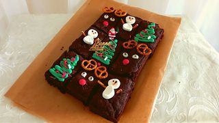 Brownies Classique au Chocolat Noir avec Décoration 