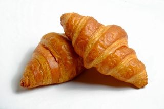 Kroasan s mozzarellom