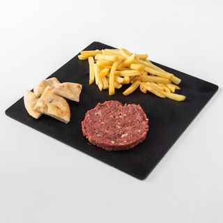 Tartare di Picanha con patatine fritte
