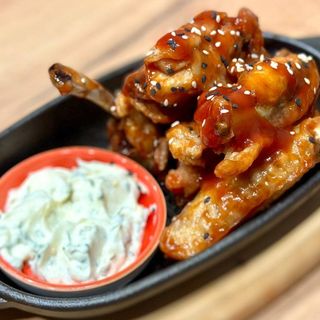 Курячі крильця в карамельному соусі