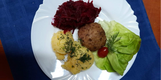 Mielony ziemniaki buraczki zasmażane