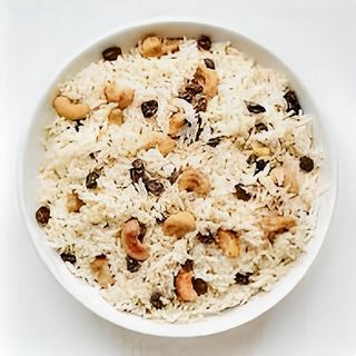 Fried Rice with Cashew Nuts