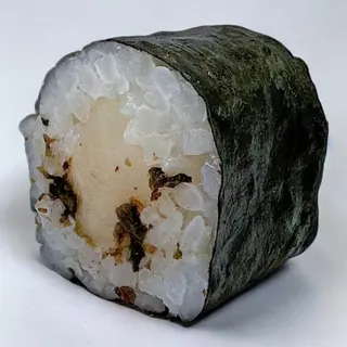 Maki de pez mantequilla con trufa