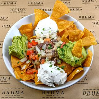 Nachos con carne de Cantabria