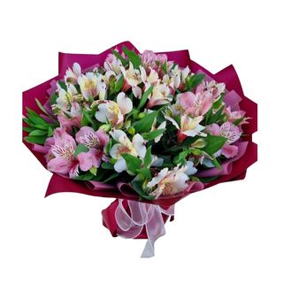 ვარდისფერ შეფუთვაში ალსტრომერიას თაიგული