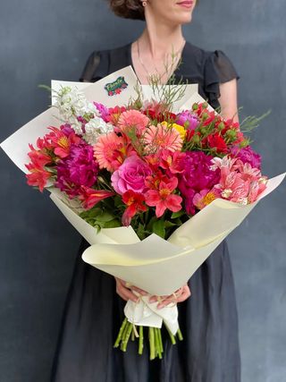 სეზონური ყვავილების თაიგული